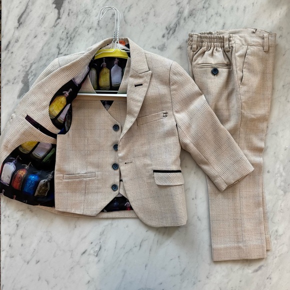 Single-breasted Checked 3 Piece Suit 3Y Light Beige Navy Blue Vest Trousers - Picture 2 of 16